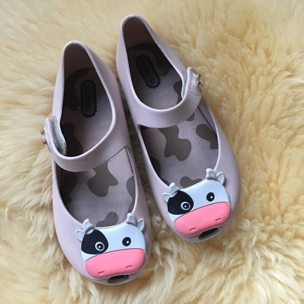 Mini Melissa Nude Cows Size 10 🐮